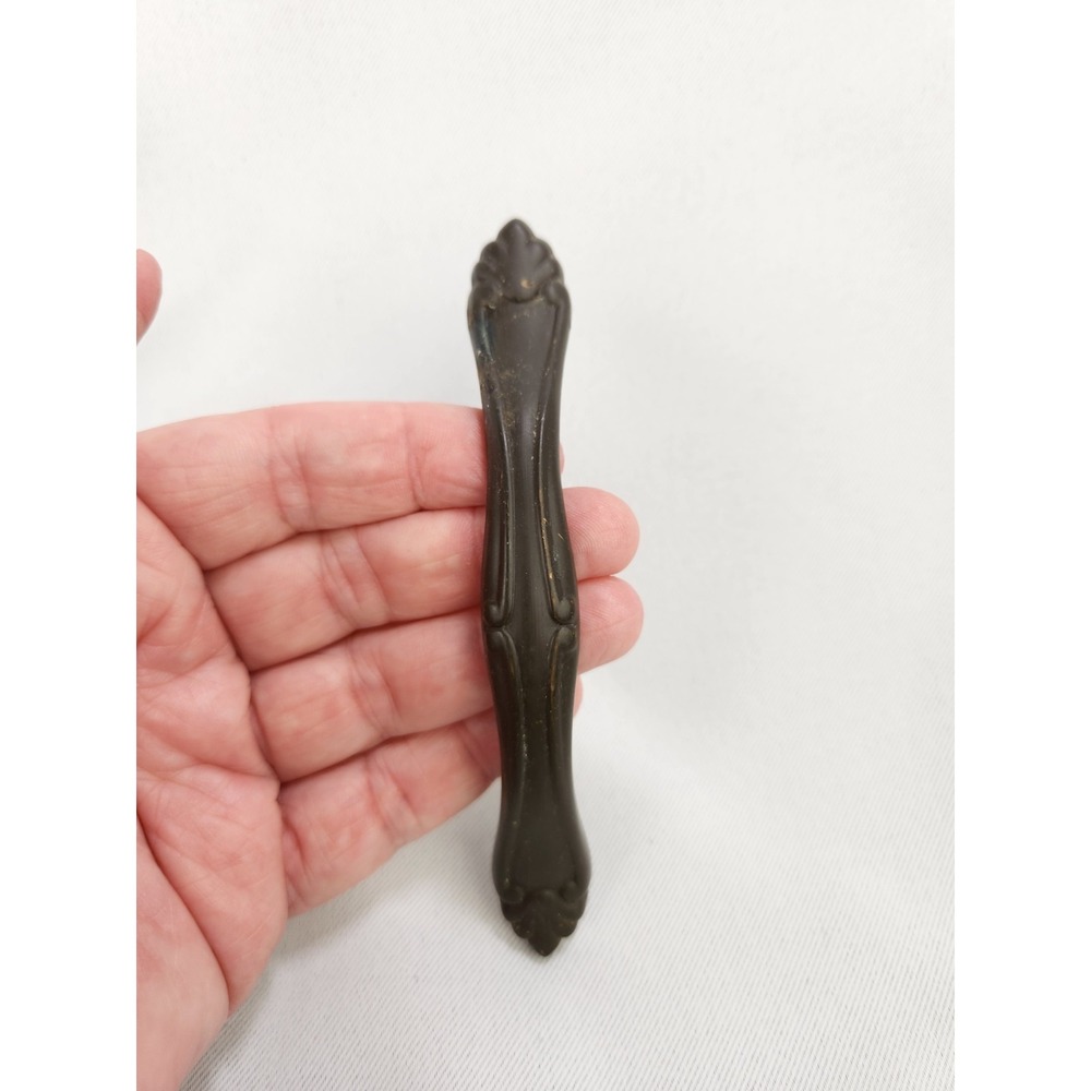 Lot of 10 Drawer Pulls Cabinet Handles Dark Oiled Bronze Metal Scalloped
